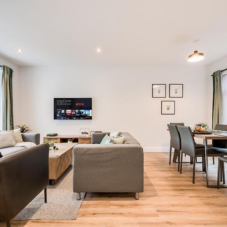 Windsor Drive Townhouse Apartment เบลฟาสต์ ภายนอก รูปภาพ