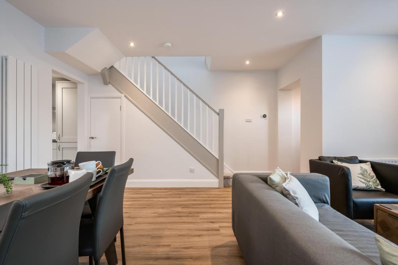 Windsor Drive Townhouse Apartment เบลฟาสต์ ภายนอก รูปภาพ